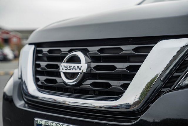 Used 2019 Nissan Pathfinder SL image 11