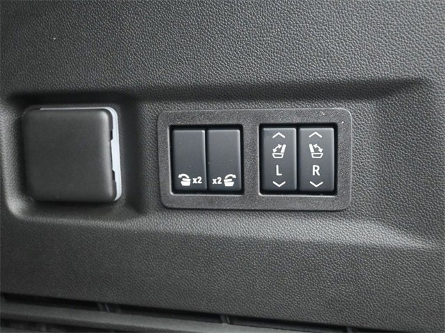 New 2026 GMC Yukon Elevation image 27