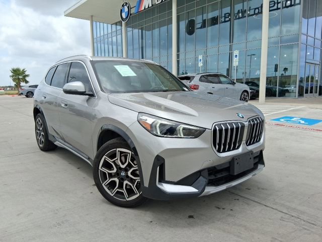 Used 2025 BMW X1 xDrive28i AWD/4WD image 1