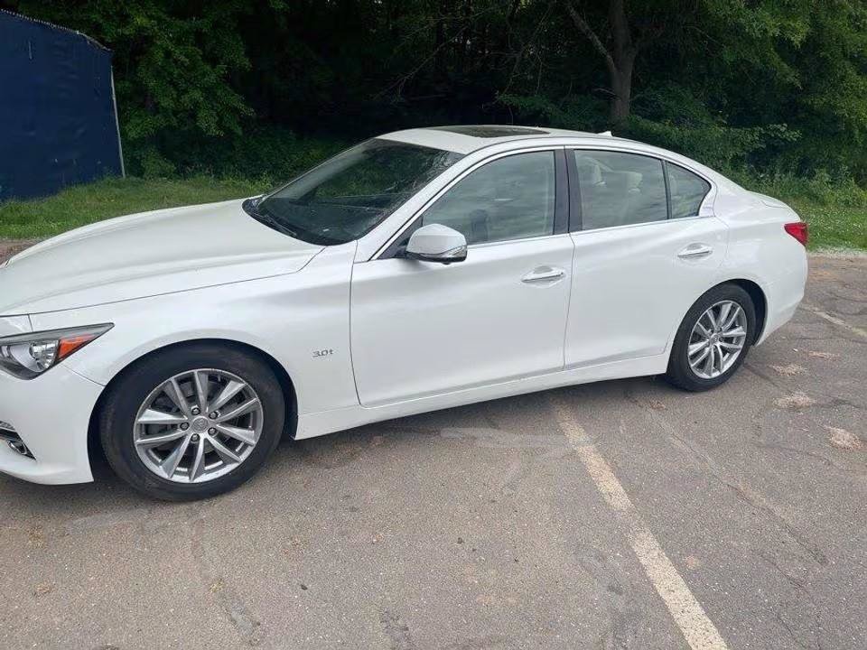 Used 2016 INFINITI Q50 3.0t Premium w/ 3.0T Premium Plus Package RWD image 7