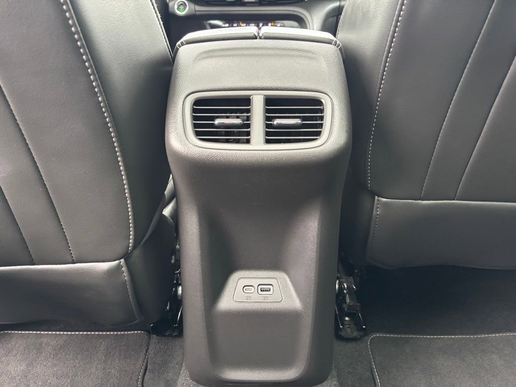 Used 2021 Buick Envision Essence w/ Sport Touring Package image 30