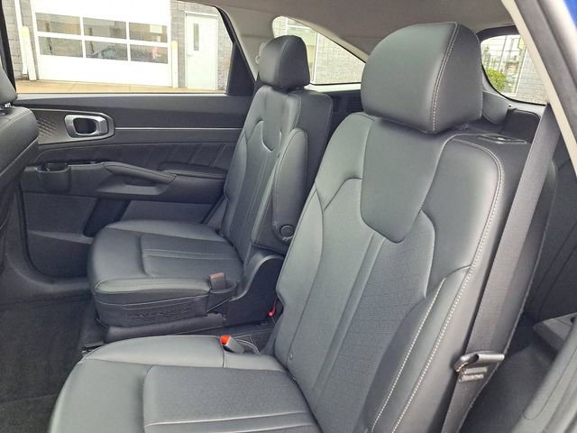 Used 2023 Kia Sorento SX AWD/4WD image 23
