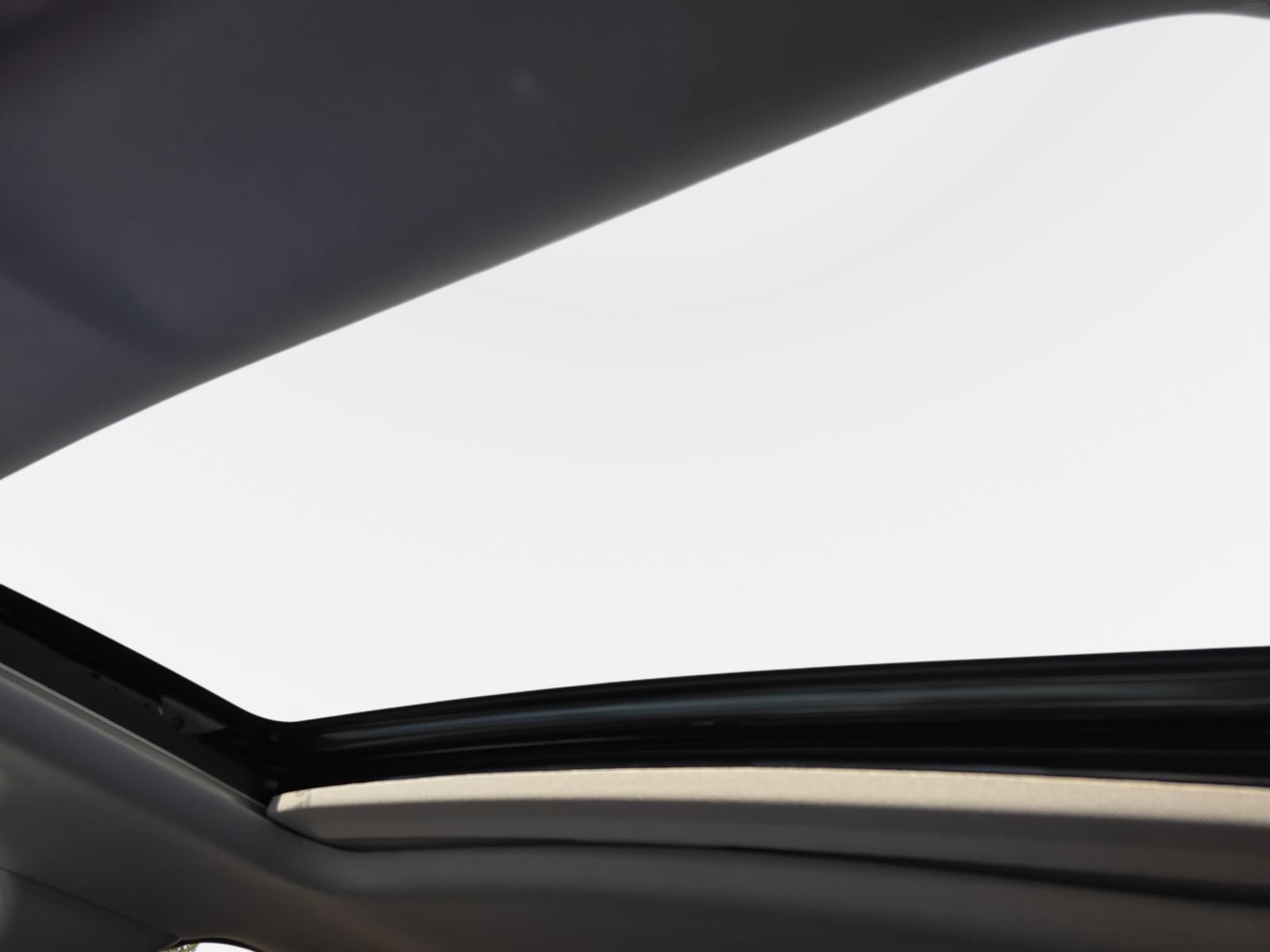 Used 2021 Honda CR-V EX image 16