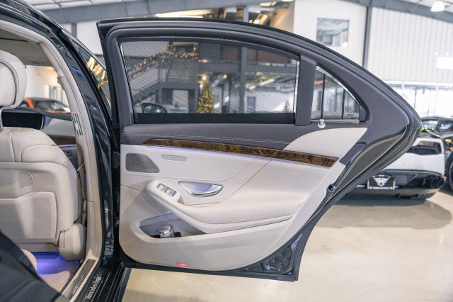 Used 2015 Mercedes-Benz S 550 Sedan image 18