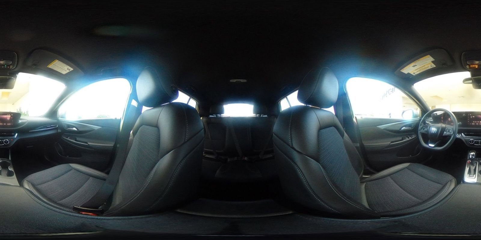 Used 2025 Buick Envista Preferred image 42