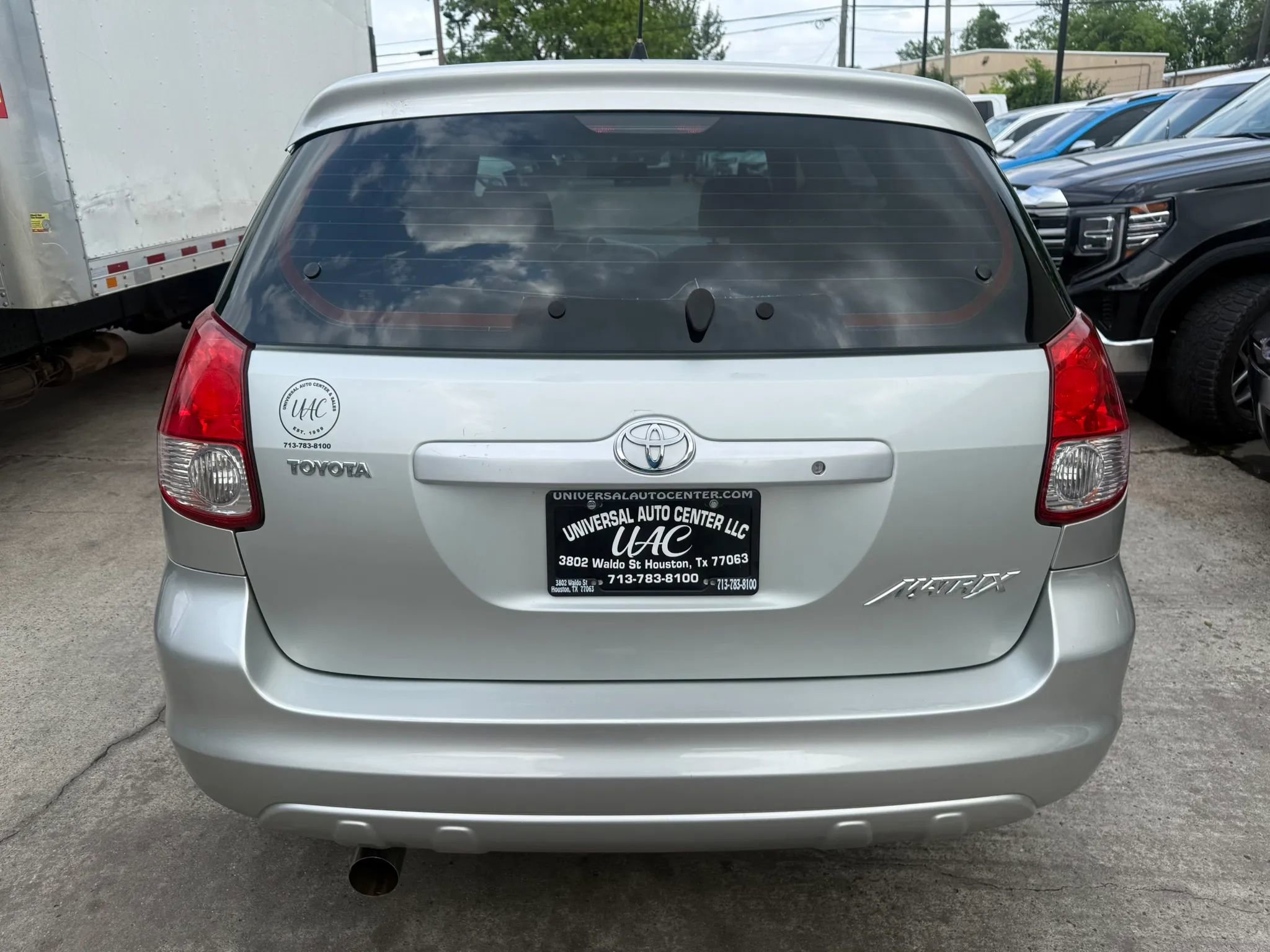 Used 2004 Toyota Matrix FWD image 6