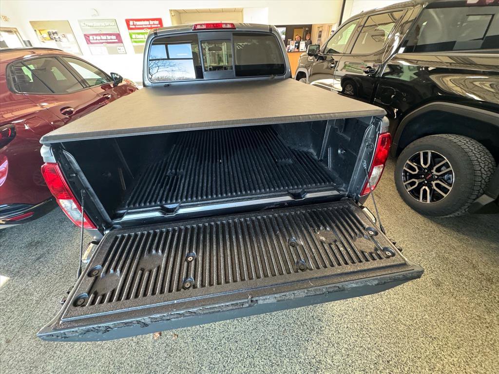 Used 2019 Nissan Frontier SV image 9