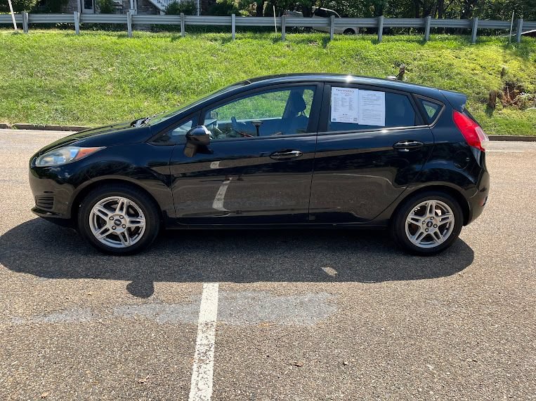 Used 2018 Ford Fiesta SE FWD image 19