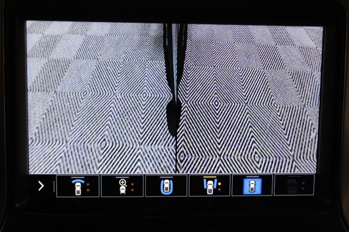 Used 2020 Chevrolet Silverado 2500 LTZ w/ LTZ Premium Package image 58