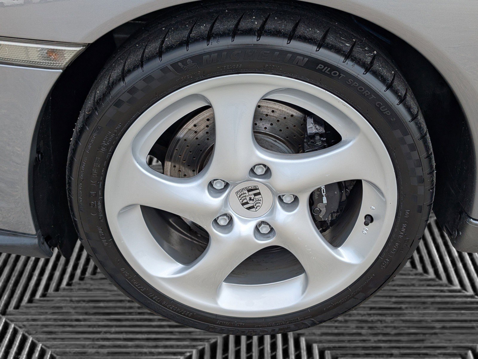 Used 2002 Porsche 911 Carrera image 29