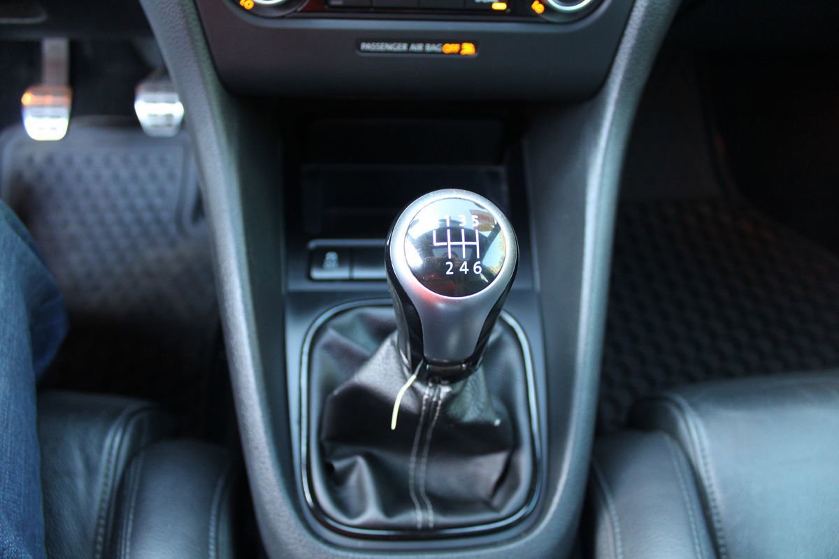 Used 2012 Volkswagen Golf 4-Door AWD/4WD image 29
