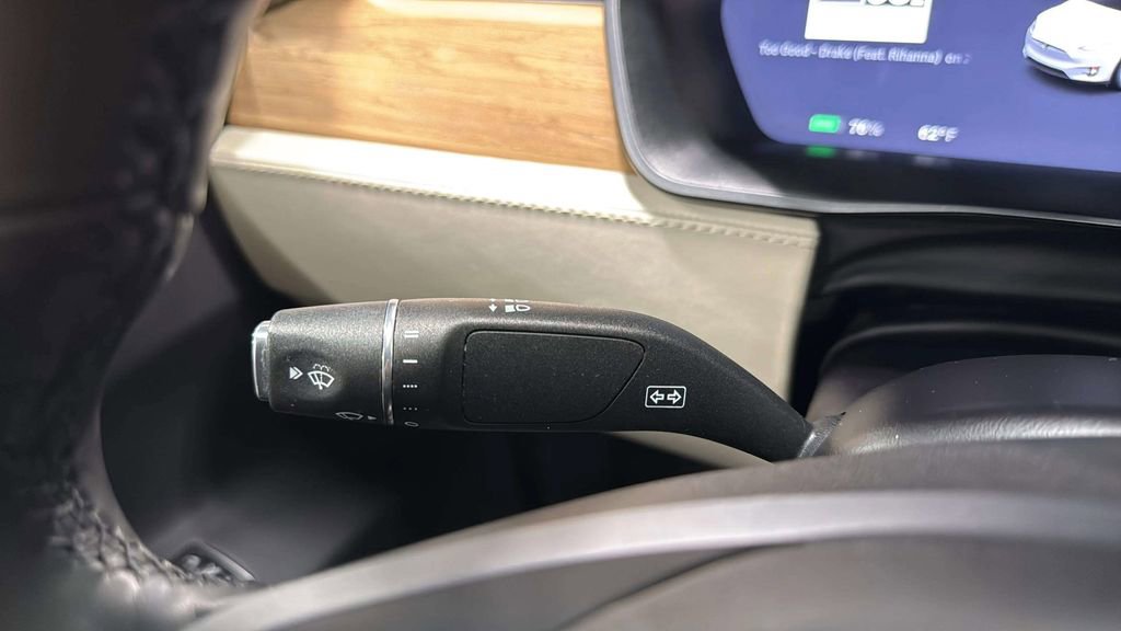 Used 2019 Tesla Model X 75D AWD/4WD image 26