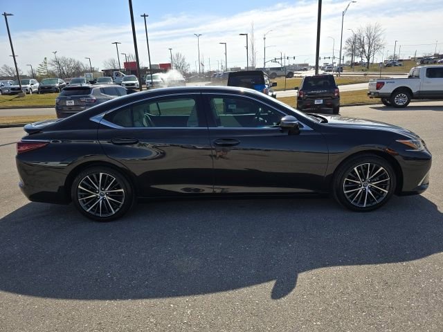 Used 2022 Lexus ES 350 w/ Premium Package image 6