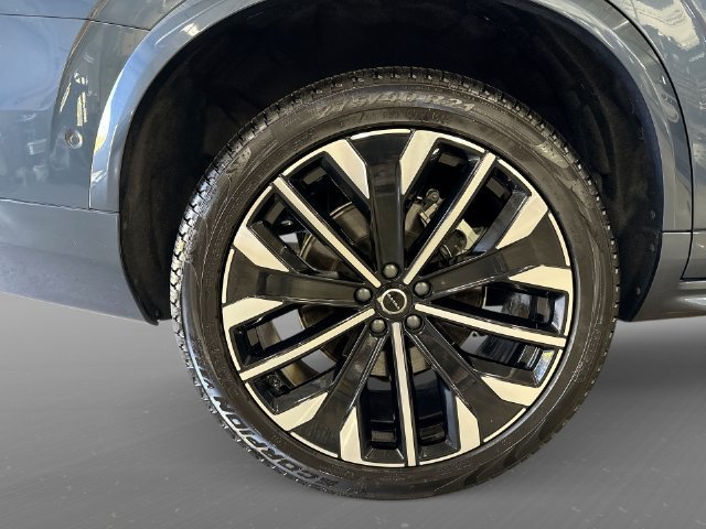 Certified 2026 Volvo XC90 B6 Plus AWD/4WD image 22