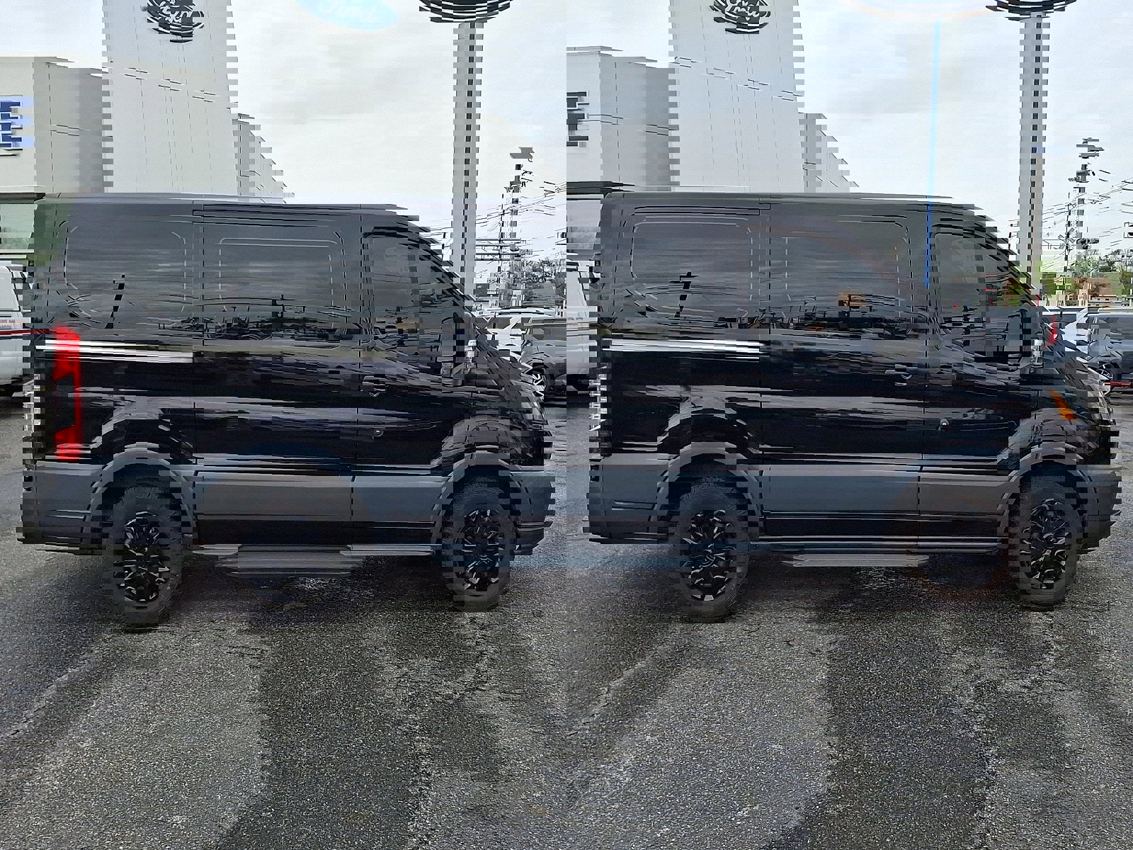 Used 2018 Ford Transit 150 XL RWD image 7