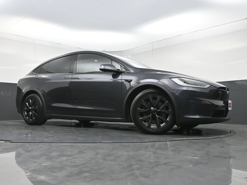 Used 2024 Tesla Model X AWD/4WD image 25