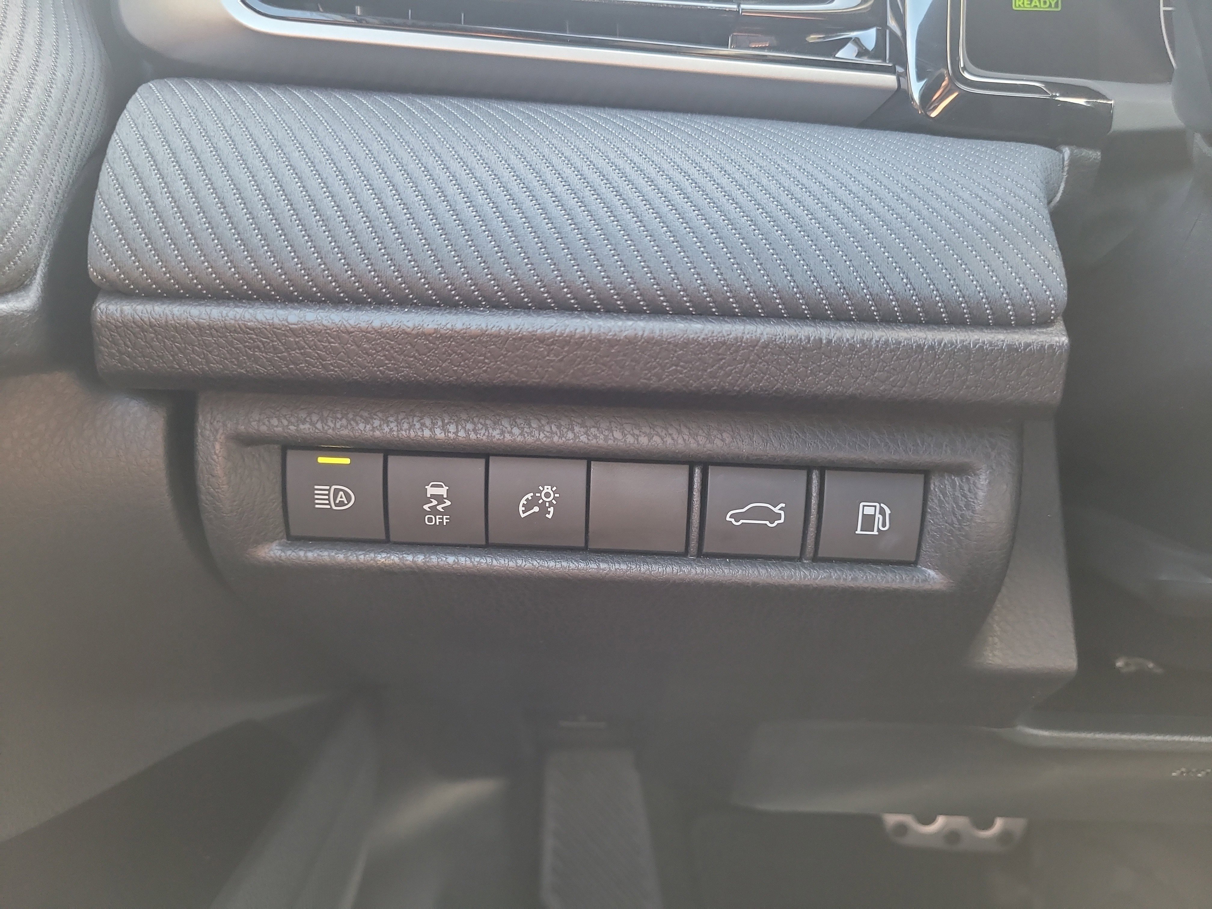 Used 2025 Toyota Camry SE FWD image 28