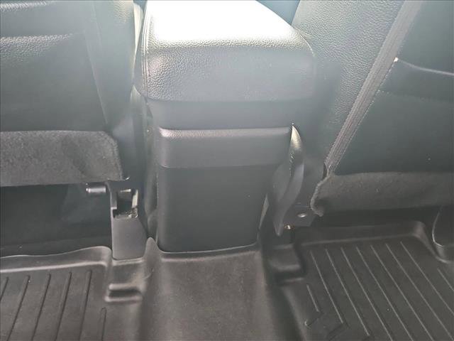 Used 2016 Mitsubishi Outlander GT image 17