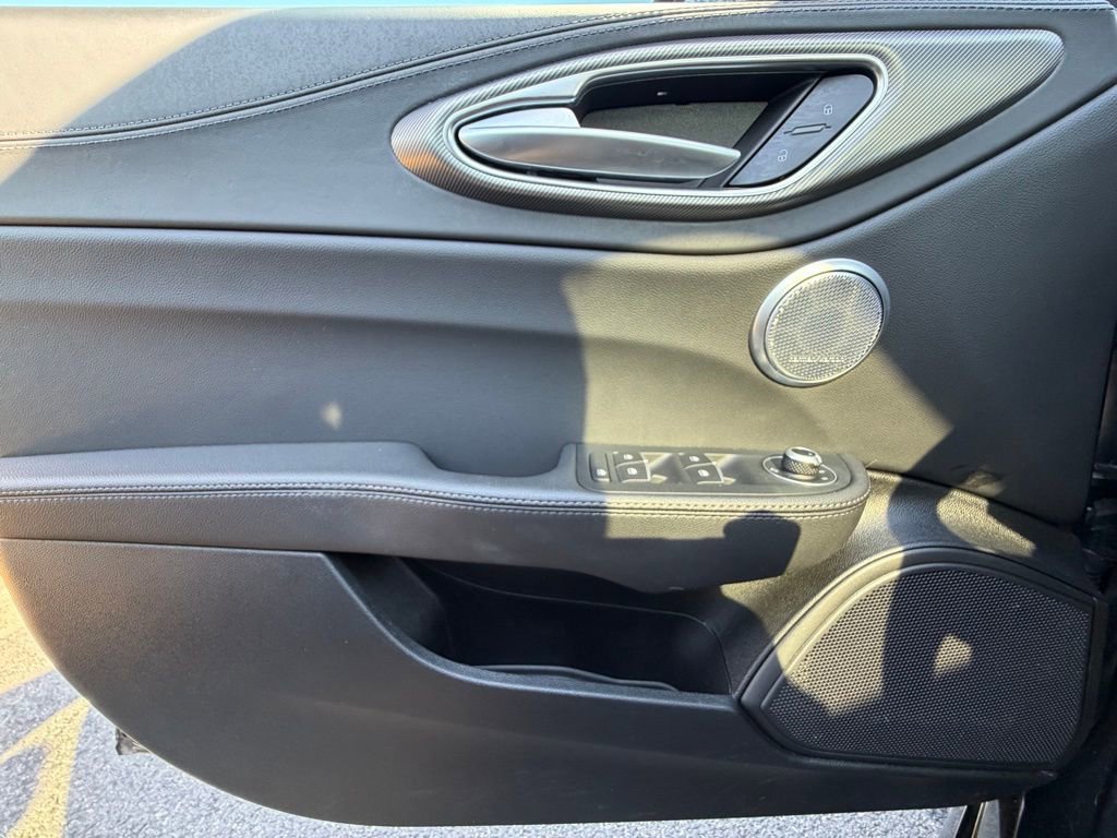 Used 2024 Alfa Romeo Giulia Ti image 30