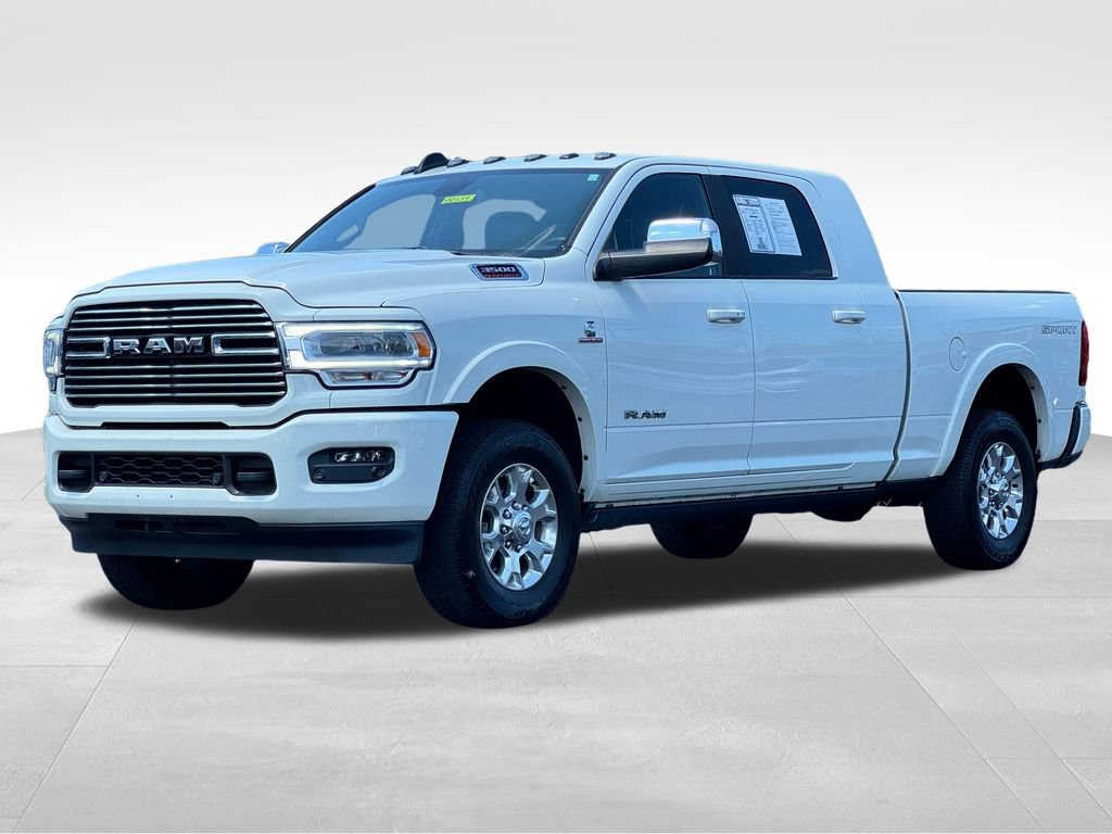 Used 2022 RAM 3500 Laramie AWD/4WD image 3