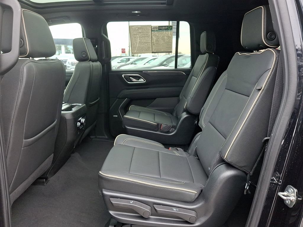 Certified 2023 GMC Yukon XL SLT image 10