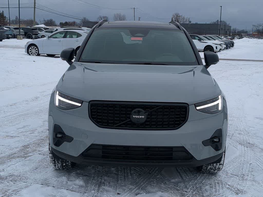Used 2026 Volvo XC40 B5 Ultra w/ Protection Package Premier AWD/4WD image 10
