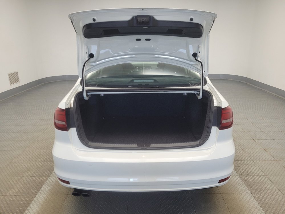 Used 2017 Volkswagen Jetta S image 29