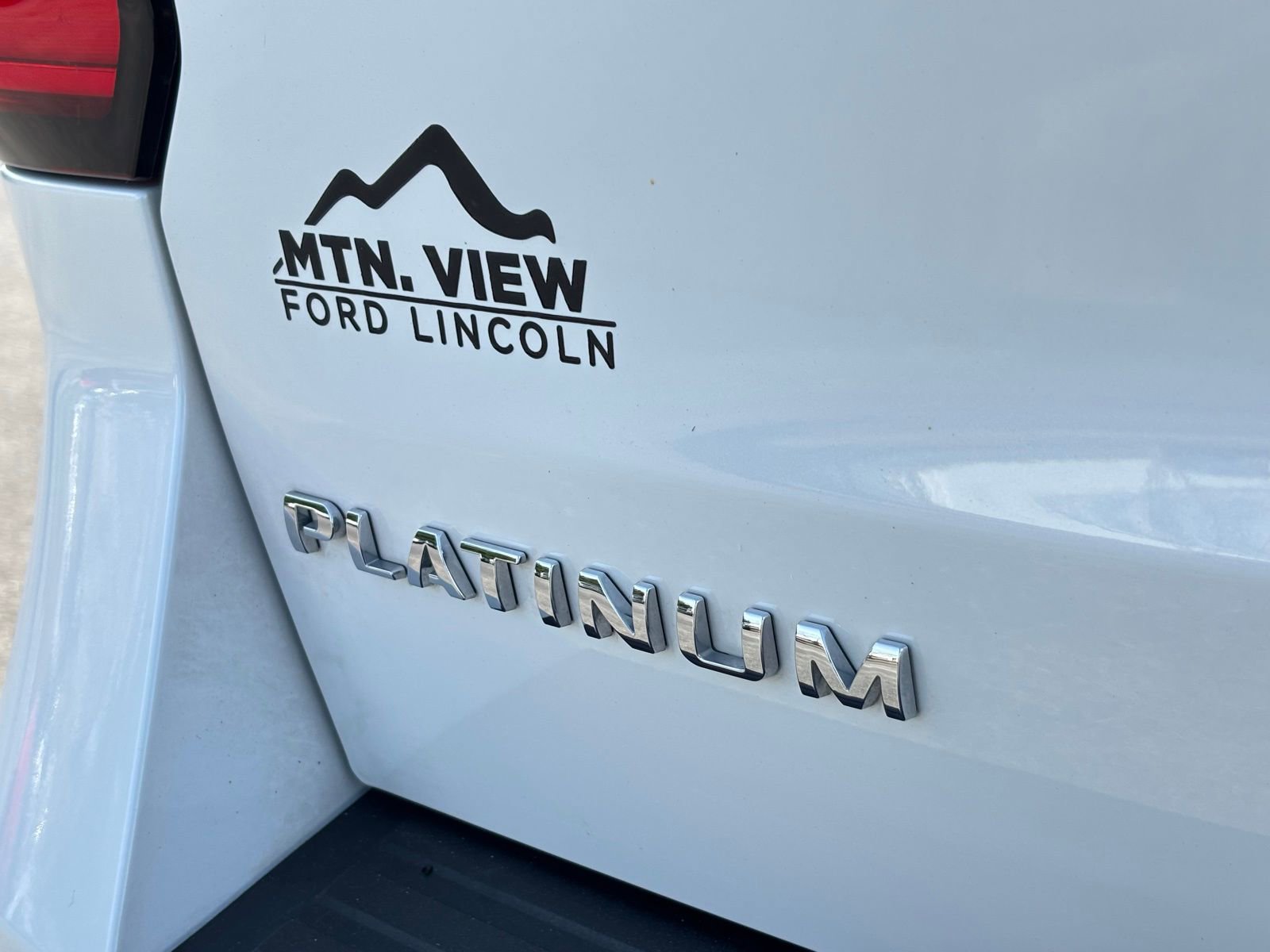 Used 2024 Ford Expedition Max Platinum image 14