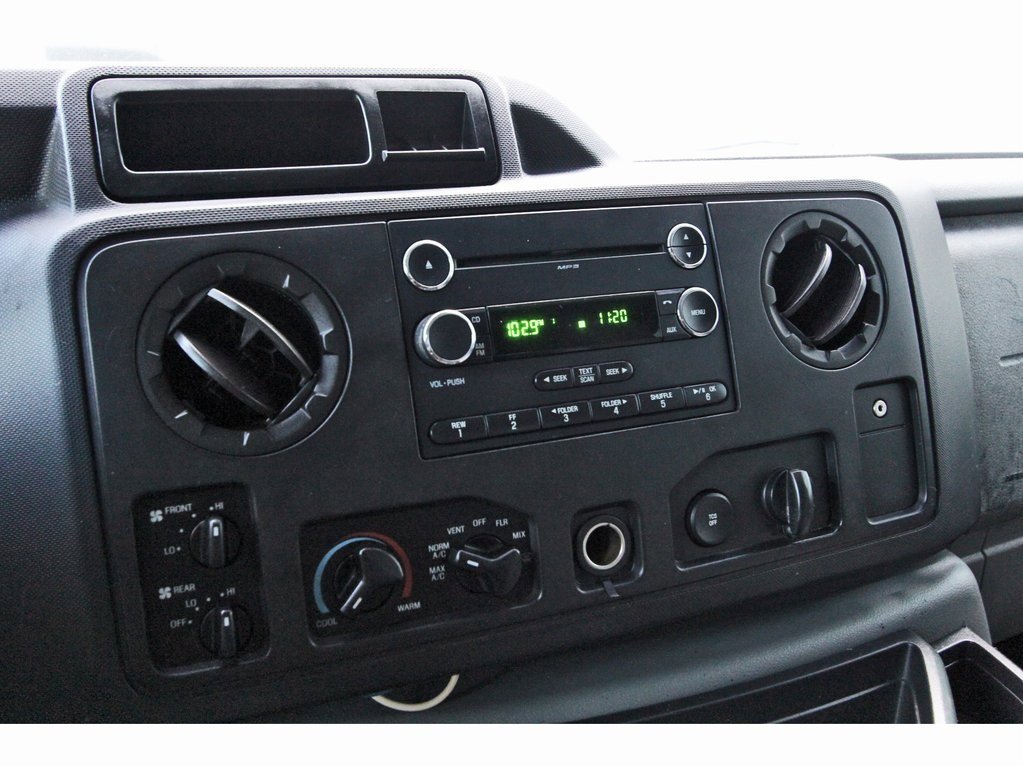 Used 2013 Ford E-350 and Econoline 350 XLT image 23