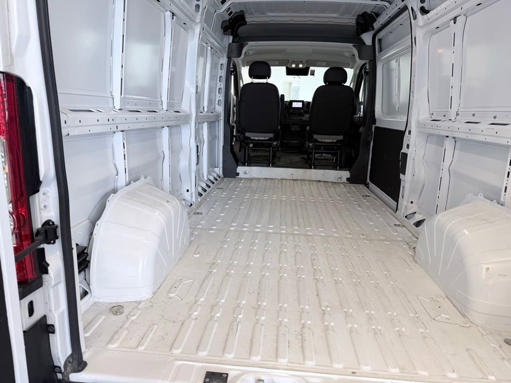 Used 2026 RAM ProMaster 2500 w/ Convenience Group FWD image 22