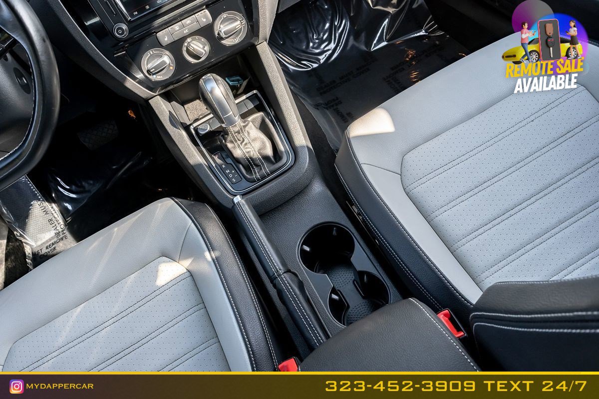 Used 2016 Volkswagen Jetta Sport image 20