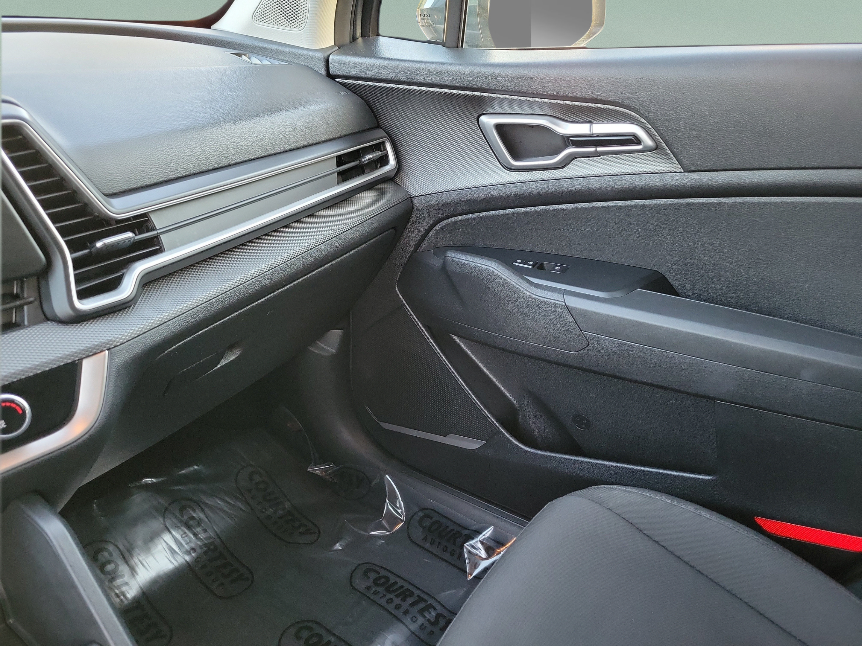 Certified 2024 Kia Sportage LX FWD image 21