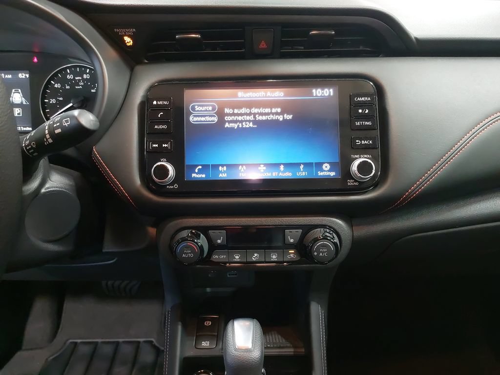 Certified 2023 Nissan Kicks SR w/ SR Premium Package FWD image 19