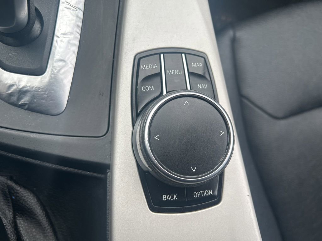 Used 2017 BMW 320i xDrive Sedan image 28