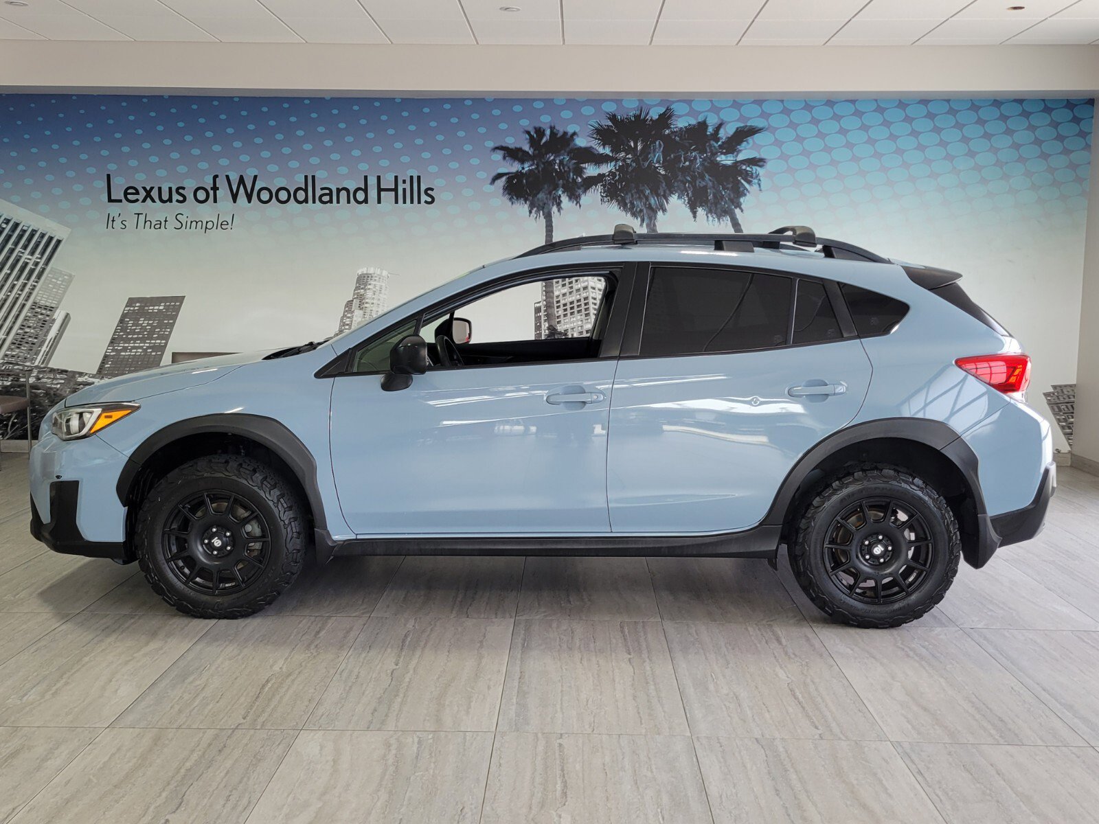 Used 2018 Subaru Crosstrek 2.0i AWD/4WD image 2