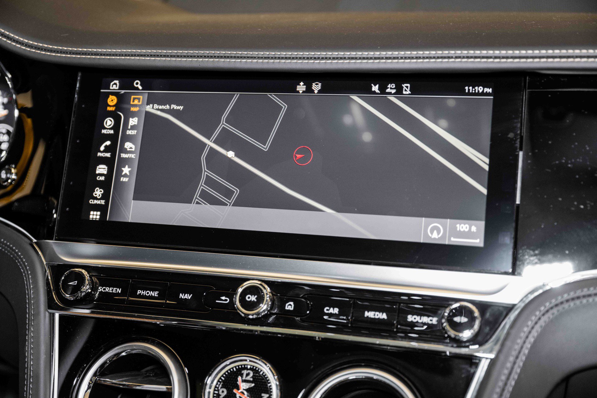 Used 2024 Bentley Continental GT V8 image 29