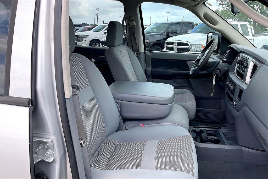 Used 2007 Dodge Ram 3500 Truck SLT image 29