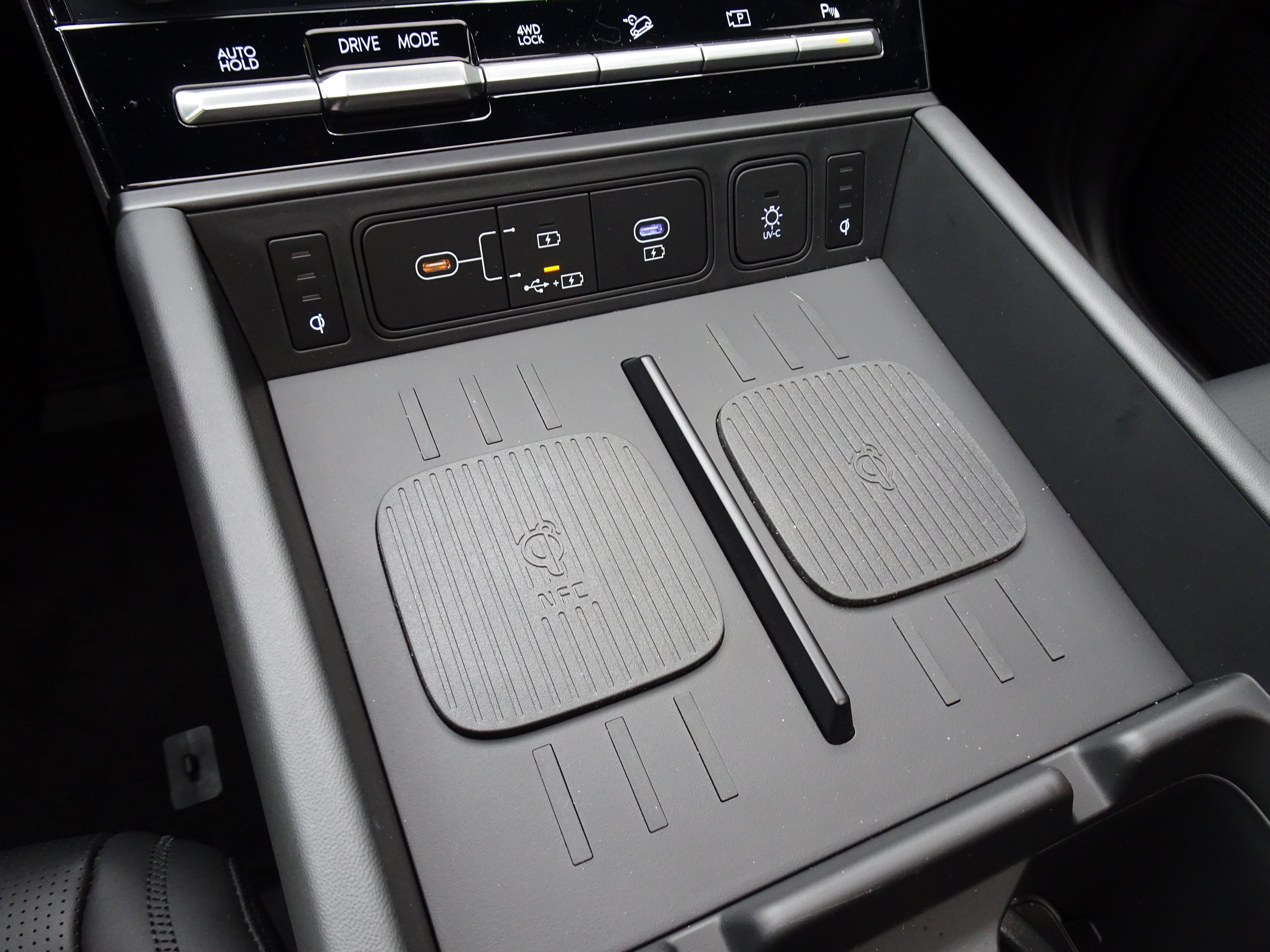 New 2025 Hyundai Santa Fe Calligraphy AWD/4WD image 18