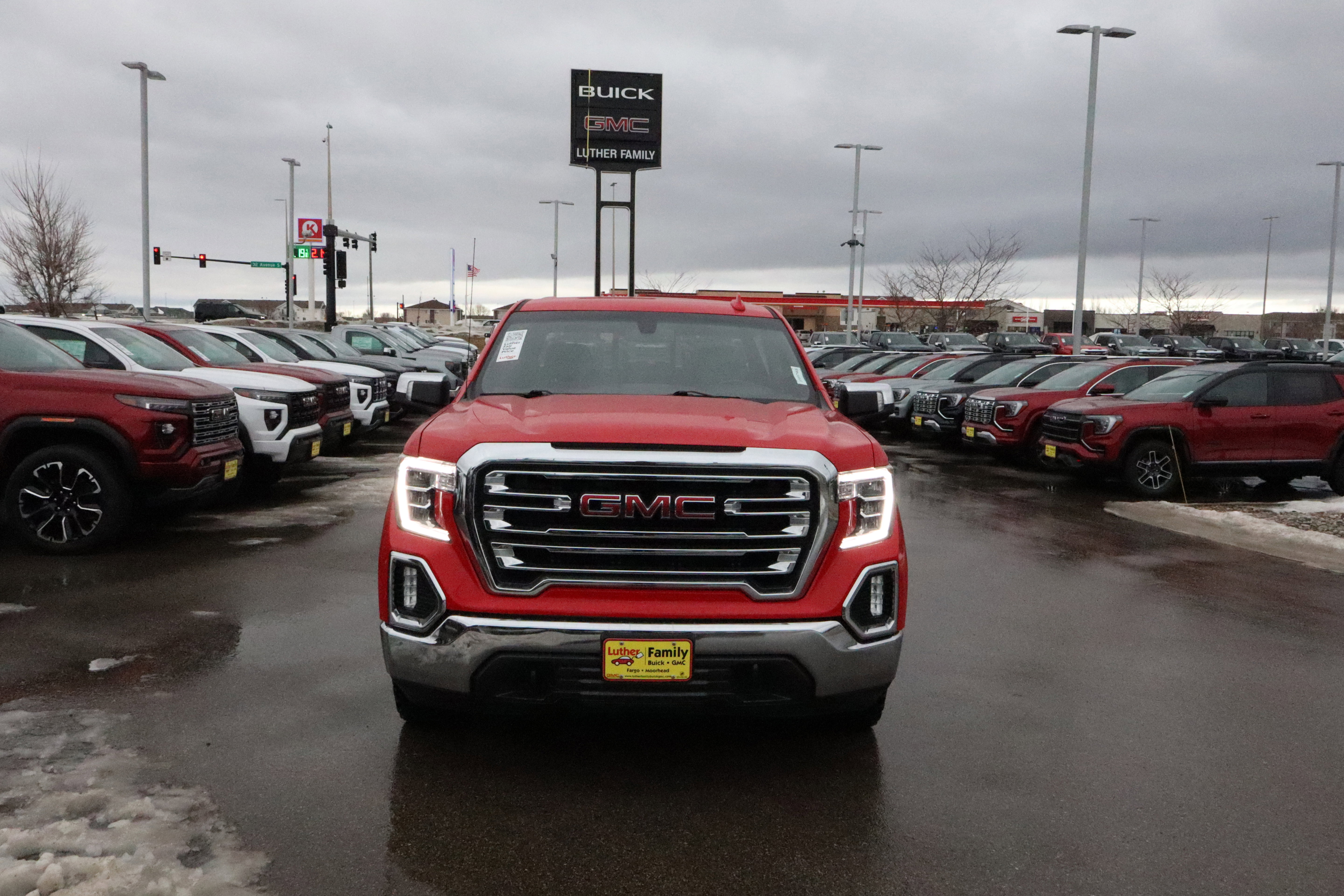 Certified 2021 GMC Sierra 1500 SLT w/ SLT Convenience Package image 2