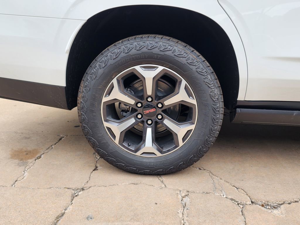 New 2026 GMC Yukon AT4 Ultimate AWD/4WD image 64