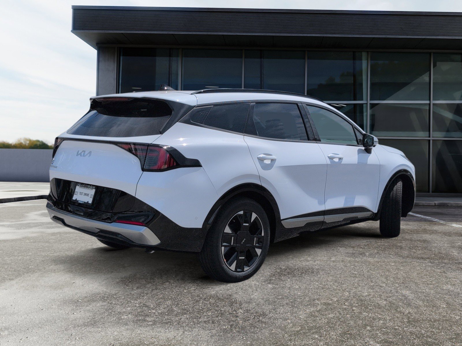 New 2026 Kia Sportage SX image 4