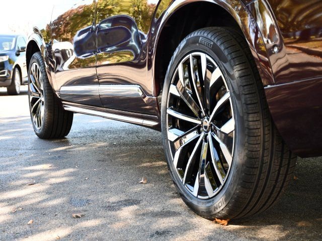 New 2026 Volvo XC90 B5 Ultra w/ Protection Package Premier image 9