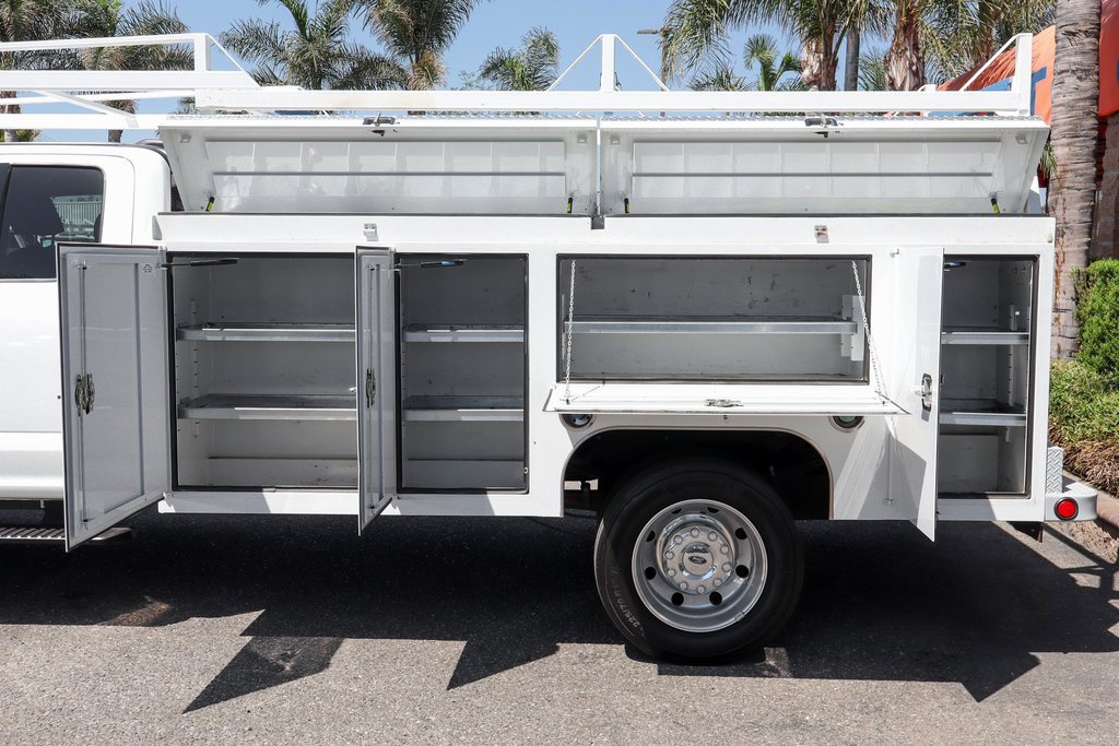 Used 2022 Ford F550 2WD SuperCab Super Duty image 6