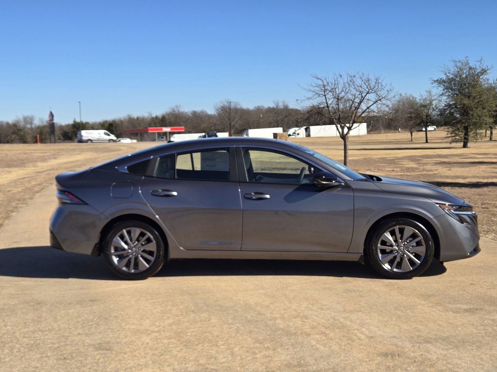 New 2026 Nissan Sentra SL image 7