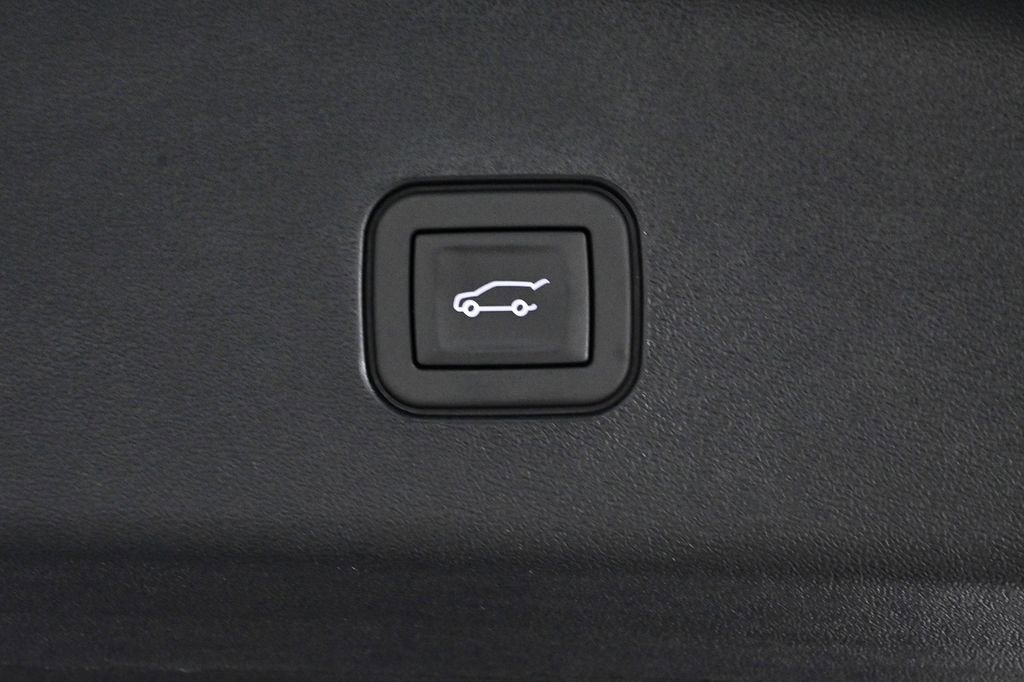 New 2026 Cadillac Vistiq Sport image 32