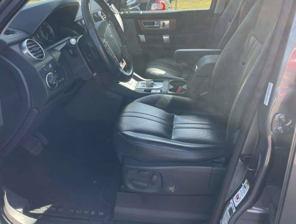 Used 2016 Land Rover LR4 HSE AWD/4WD image 2