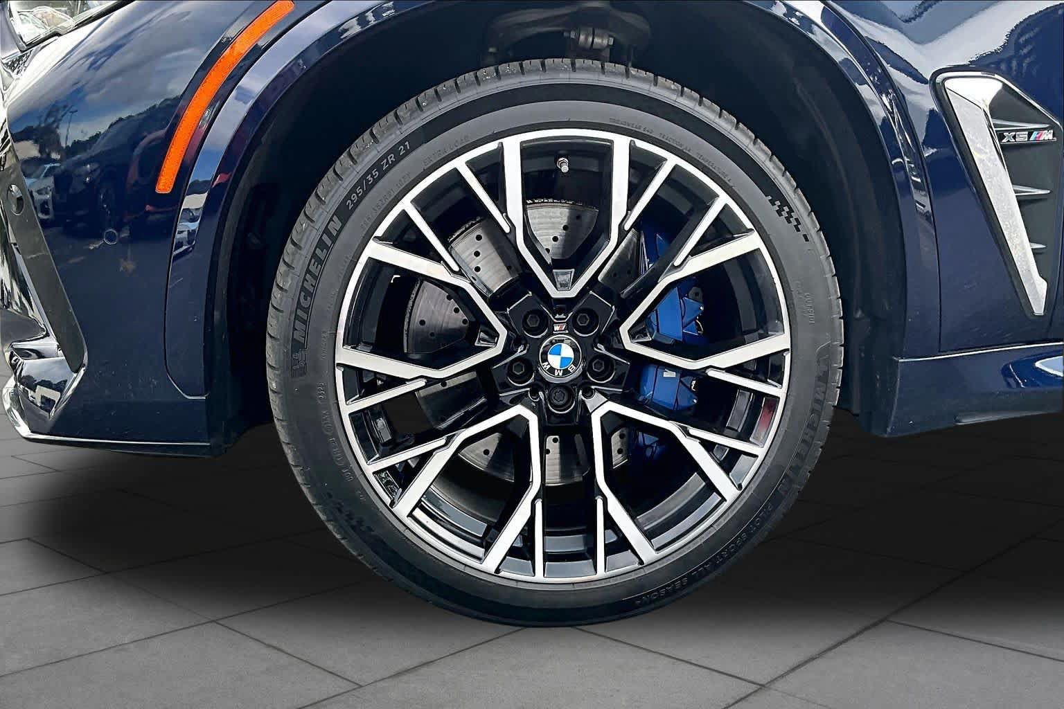 Used 2021 BMW X5 M w/ Executive Package AWD/4WD image 11