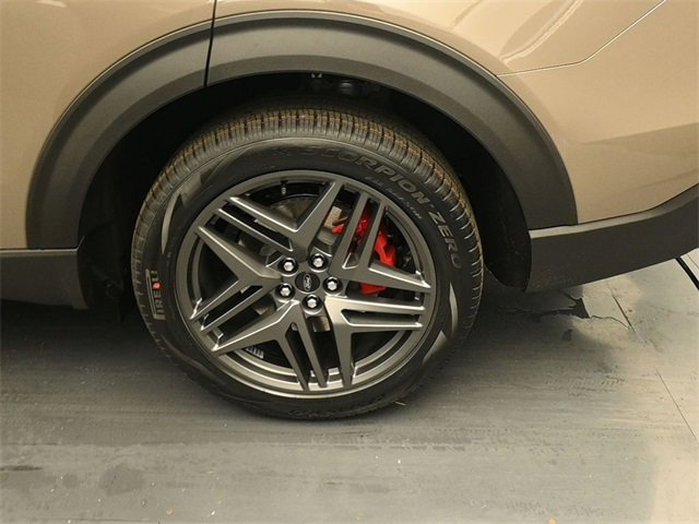 New 2026 Ford Explorer ST w/ Sun And Sound Package image 9