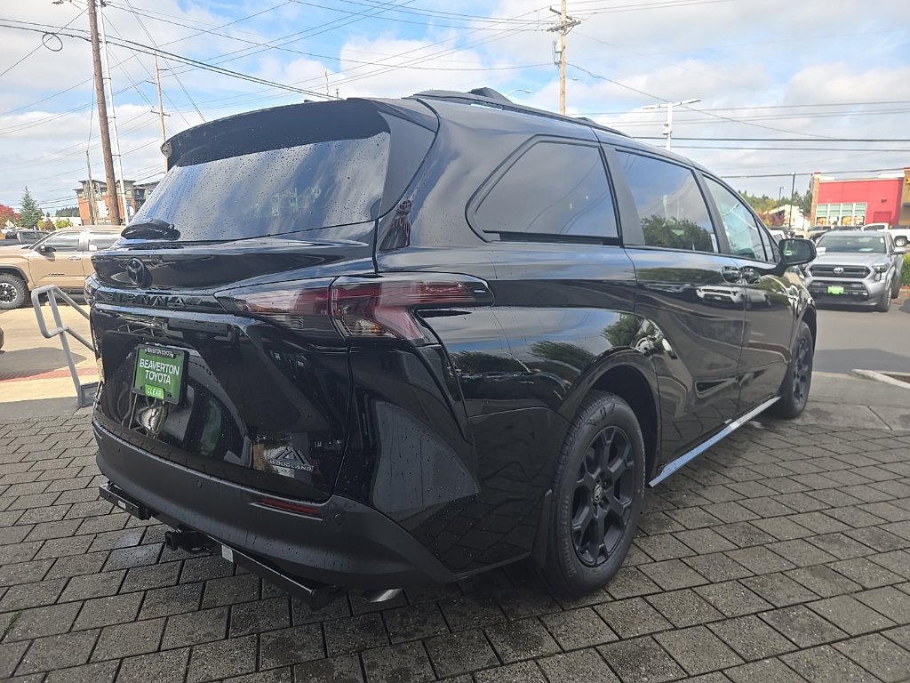 New 2026 Toyota Sienna XLE Woodland Edition AWD/4WD image 5