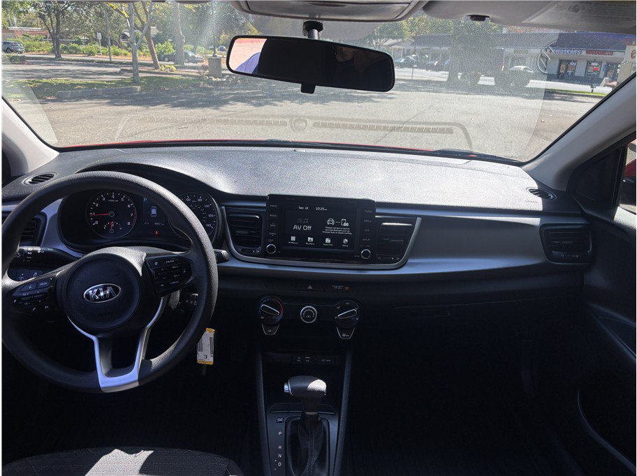 Used 2019 Kia Rio S w/ Technology Package FWD image 9